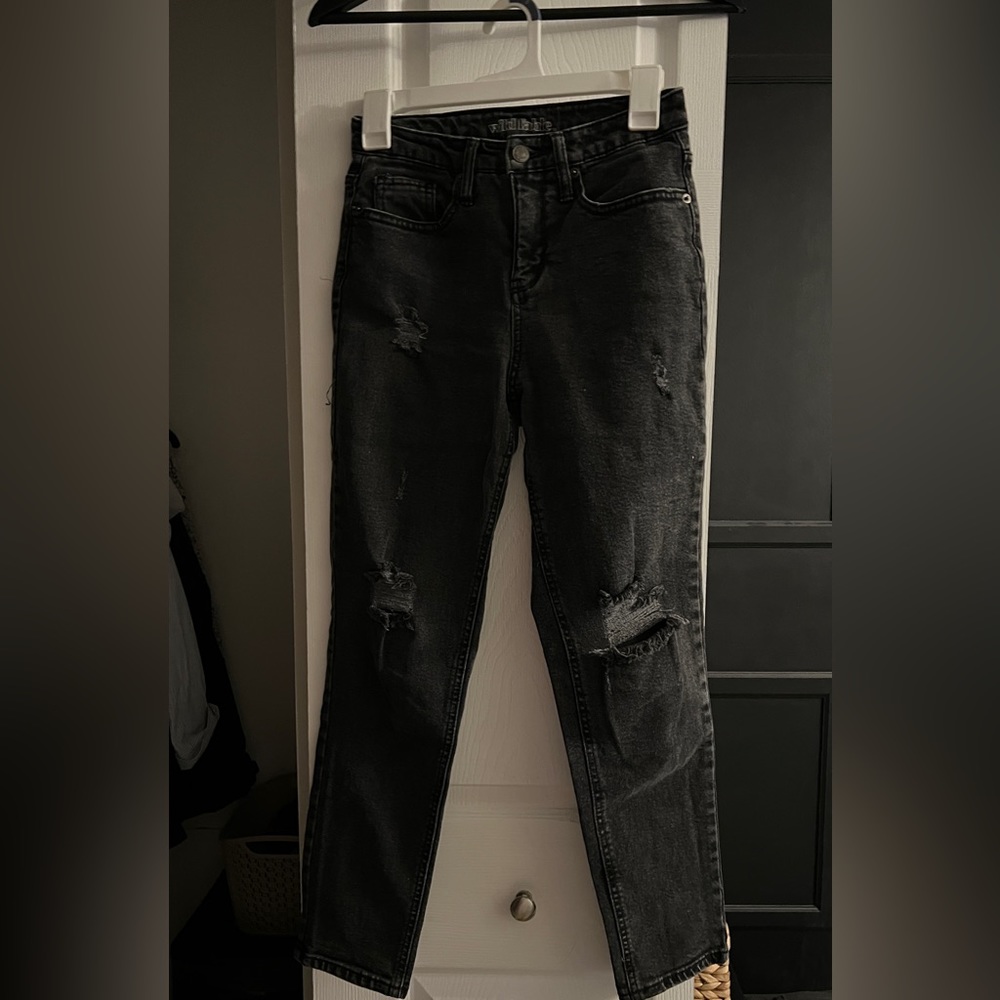 black straight leg / mom jeans